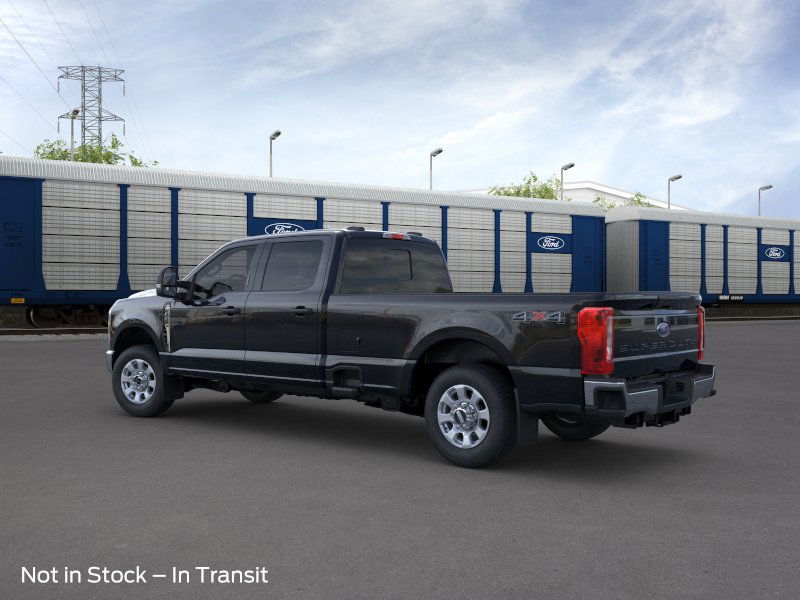 2025 Ford F-350 XLT photo 4