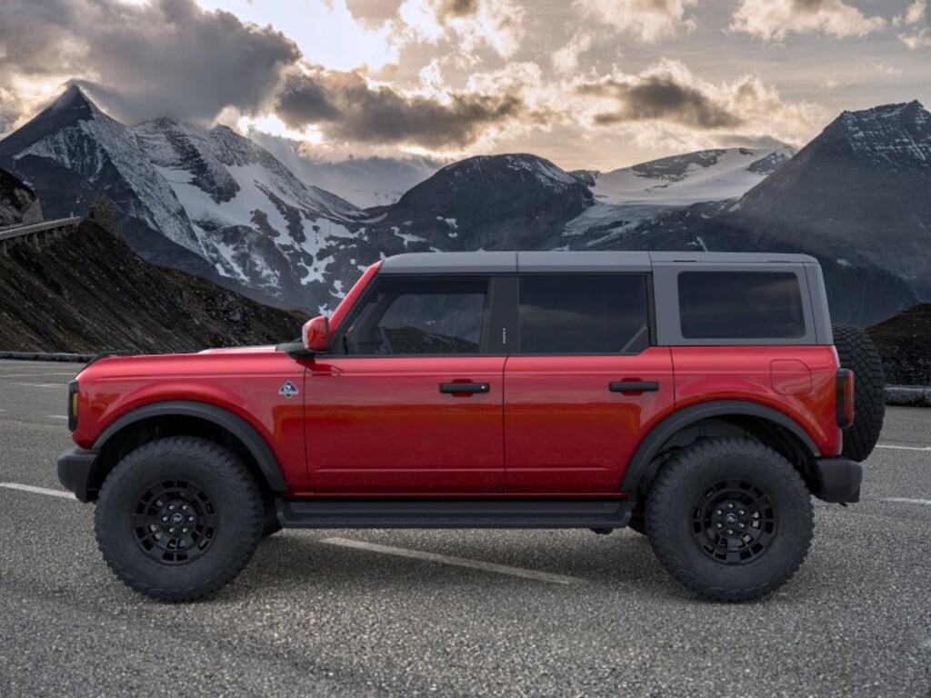 New 2026 Ford Bronco Outer Banks SUV