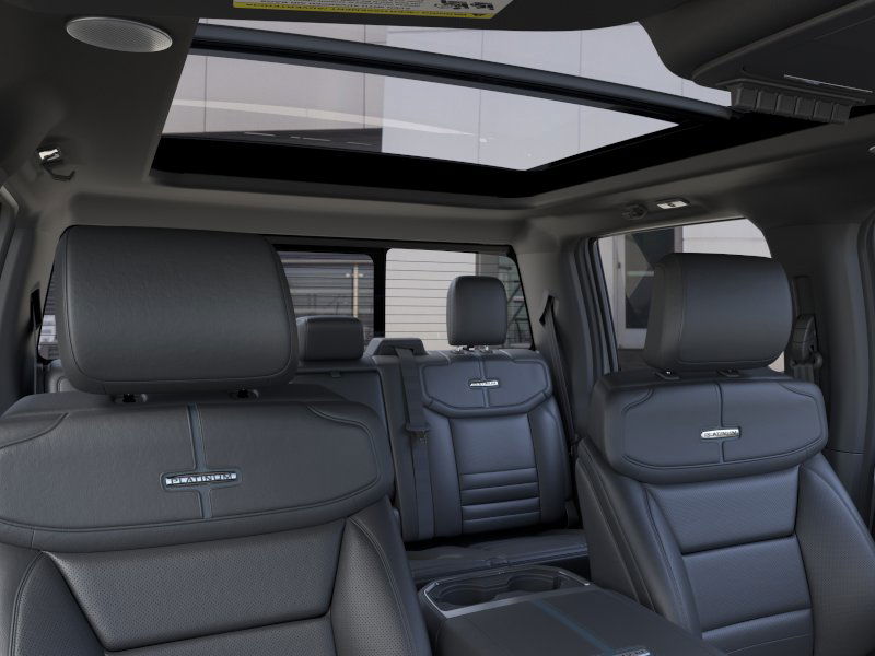 2026 Ford F-250 Super Duty Platinum - Photo 22