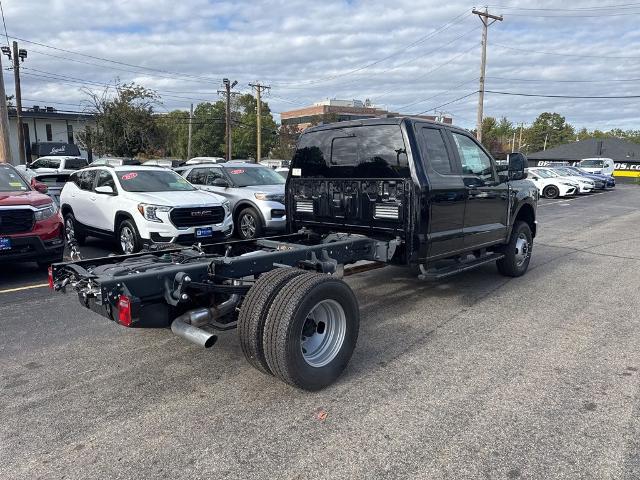 2026 Ford F-350 Super Duty Chassis Cab XL - Photo 23