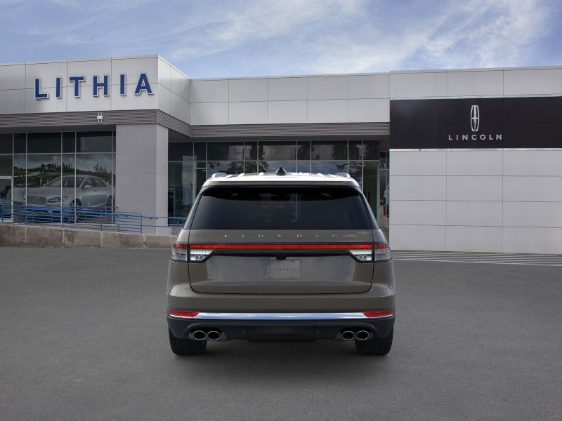 Thumbnail: 2026 Lincoln Aviator - 34