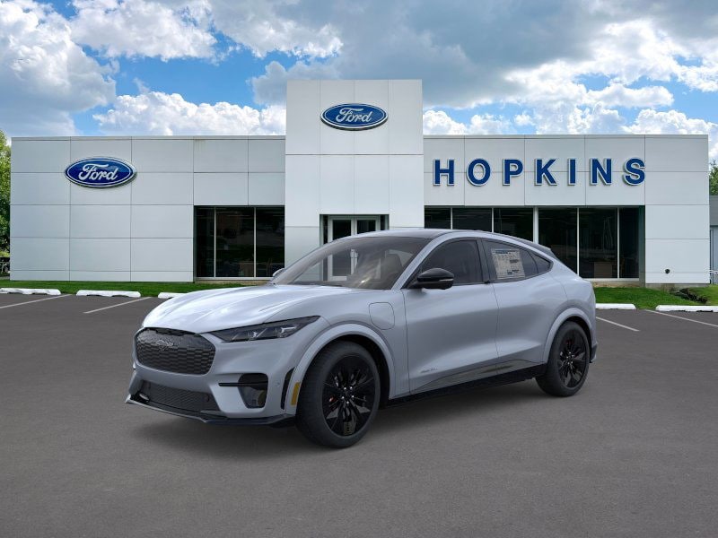 2025 Ford Mustang-Mach-e GT's photo