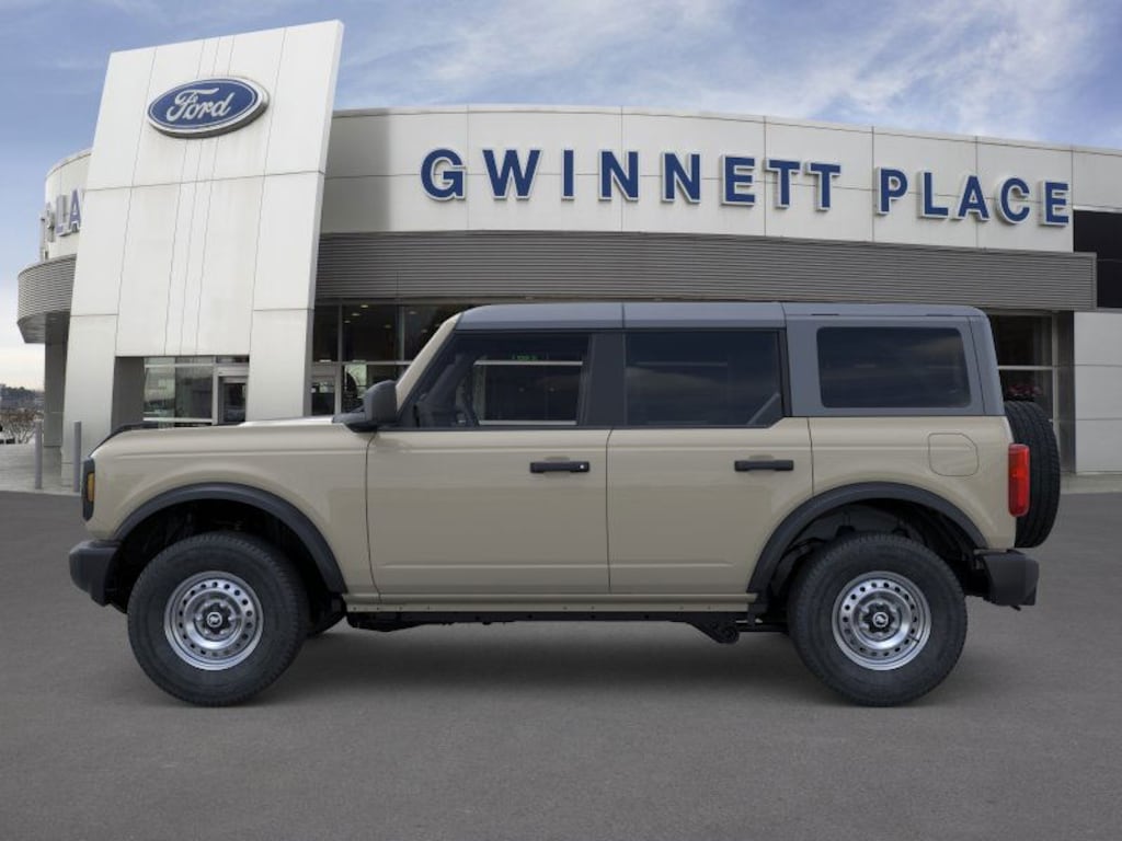 New 2025 Ford Bronco Base SUV