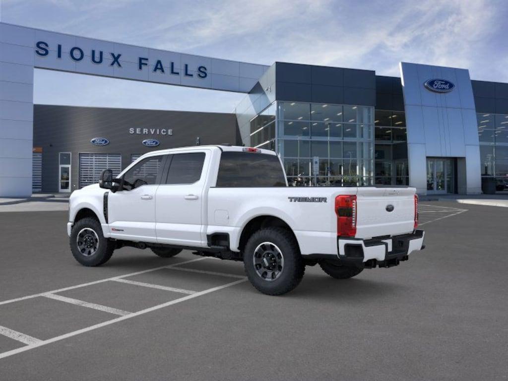 New 2026 Ford F-350 F-350 Lariat Truck Crew Cab