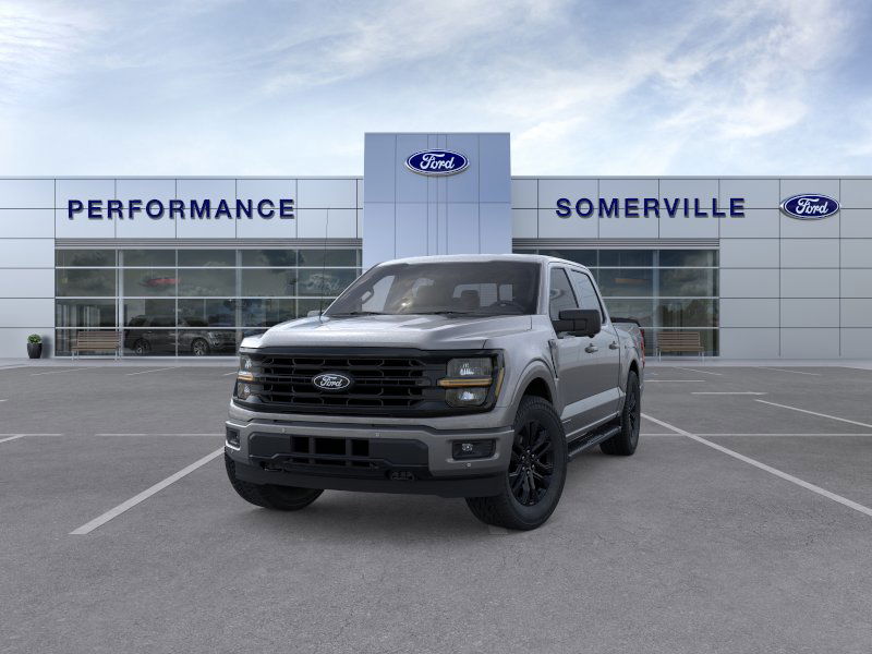 2025 Ford F-150 XLT photo 2