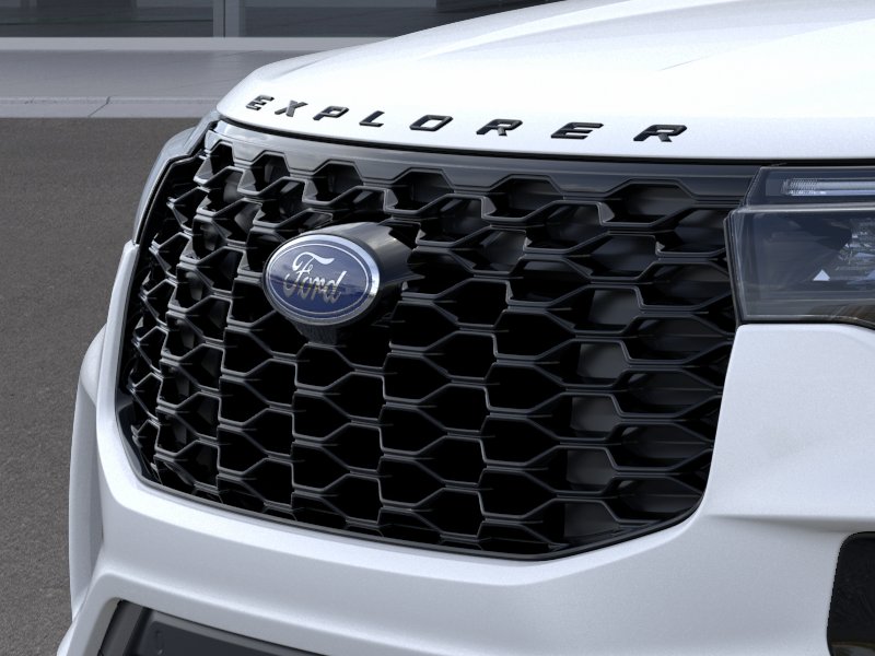 2026 Ford Explorer ST-Line - Photo 17