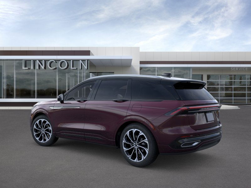2025 Lincoln Nautilus Reserve photo 4