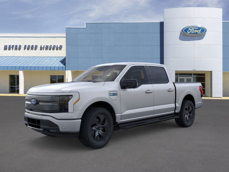 2025 Ford F-150 Lightning Flash's photo