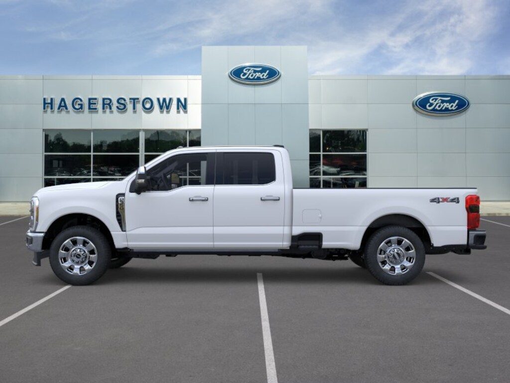 New 2026 Ford F-350 Lariat Truck Crew Cab