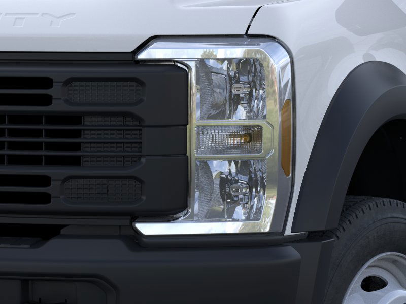 2025 Ford F-550 Super Duty Chassis Cab XL - Photo 18