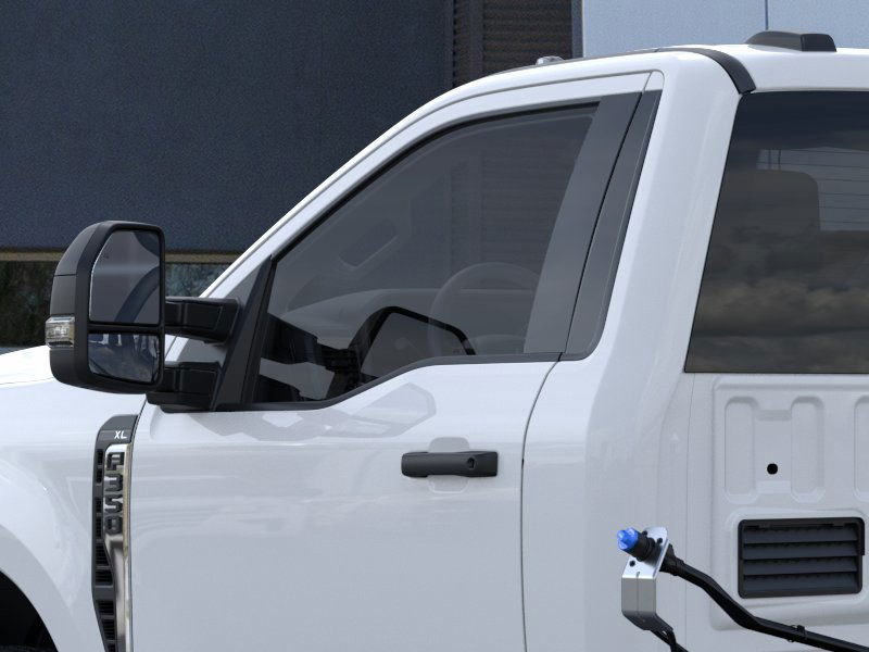 2025 Ford F-350 Super Duty Chassis Cab XL - Photo 20