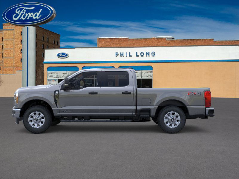 2025 Ford F-250 photo 3
