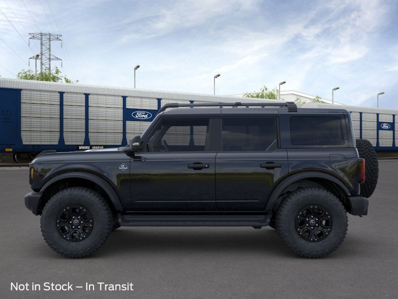 2025 Ford Bronco Outer Banks photo 4