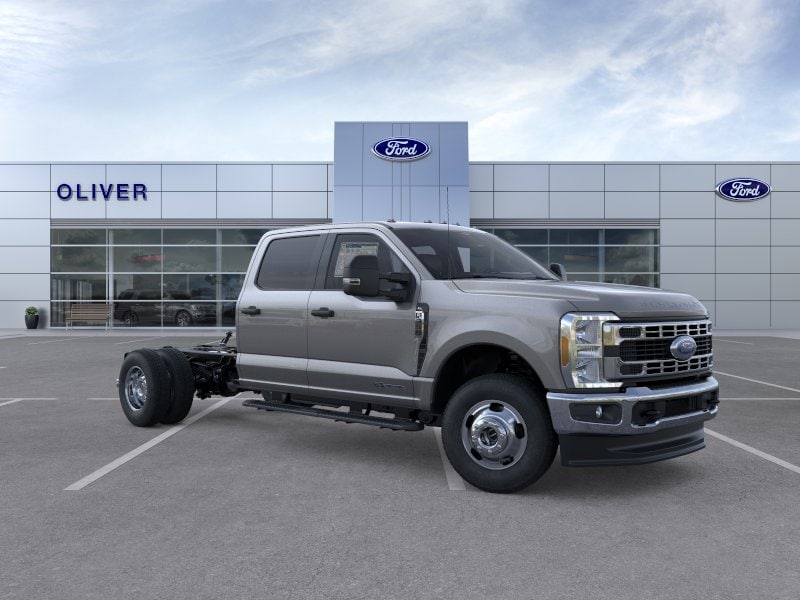 2026 Ford F-350 Super Duty Chassis Cab XL - Photo 7