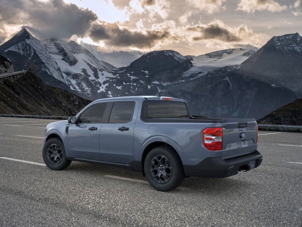 New 2025 Ford Maverick XLT Truck SuperCrew