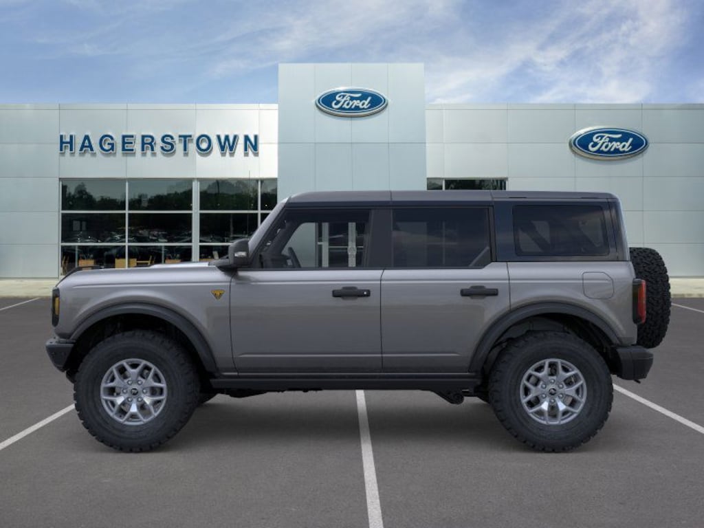 New 2025 Ford Bronco Badlands SUV