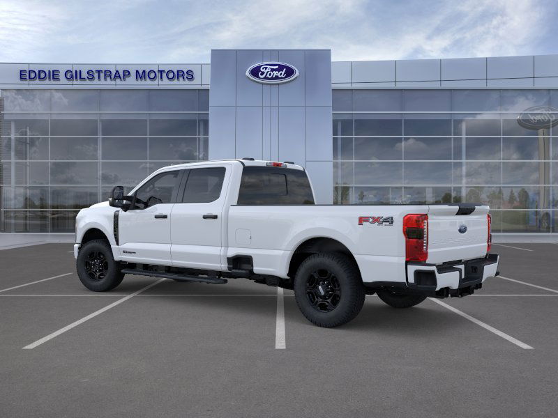 2025 Ford F-350 photo 4