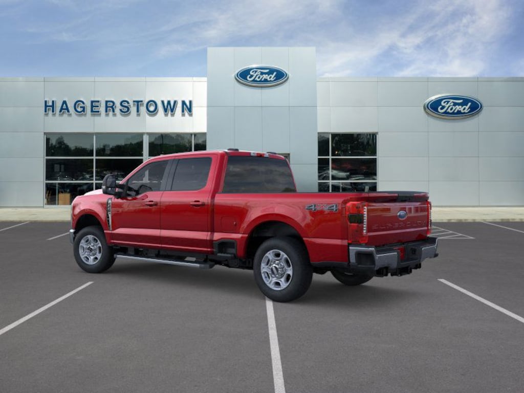 New 2026 Ford F-350 XLT Truck Crew Cab