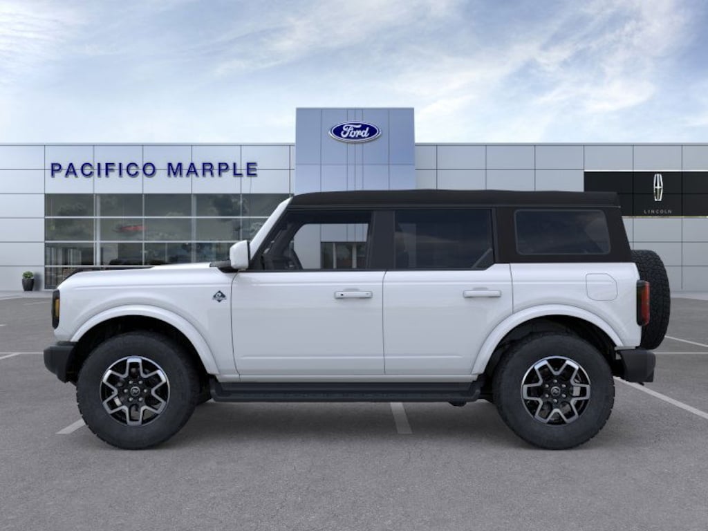 New 2025 Ford Bronco Outer Banks SUV
