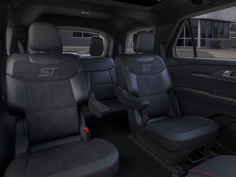 2026 Ford Explorer ST - Photo 35