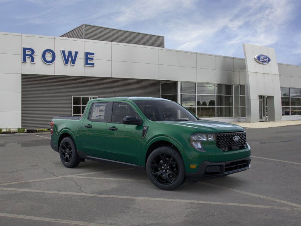 New 2025 Ford Maverick XLT TRUCK