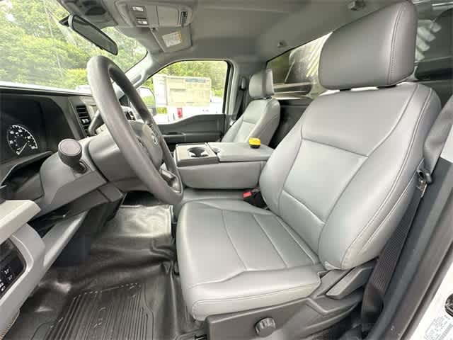 Thumbnail: 2025 Ford Econoline - 42