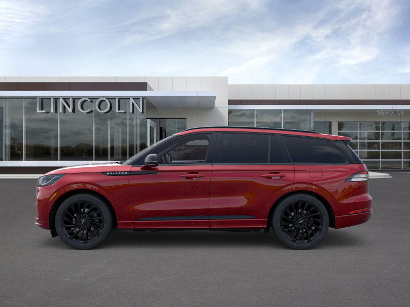 2025 Lincoln Aviator Reserve photo 3