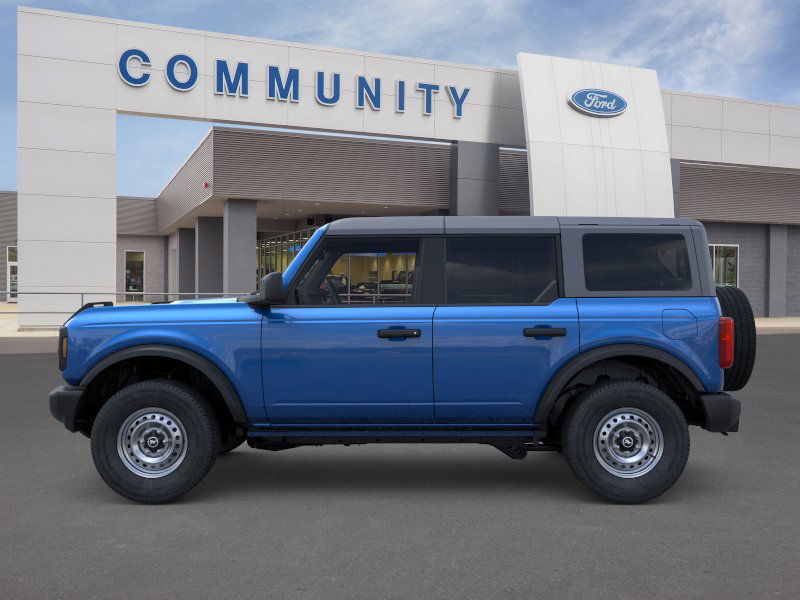 2025 Ford Bronco Base photo 3