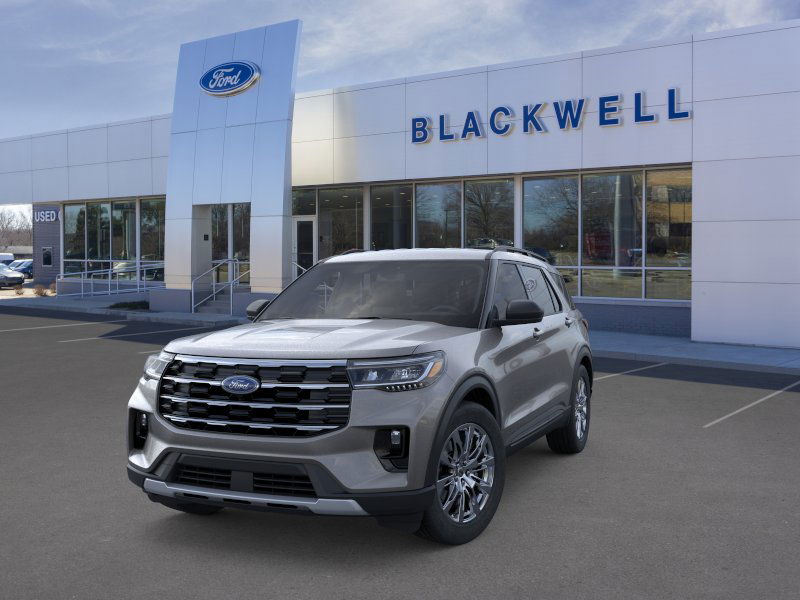 2026 Ford Explorer photo 2