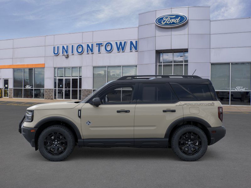 2025 Ford Bronco Sport Outer Banks photo 2