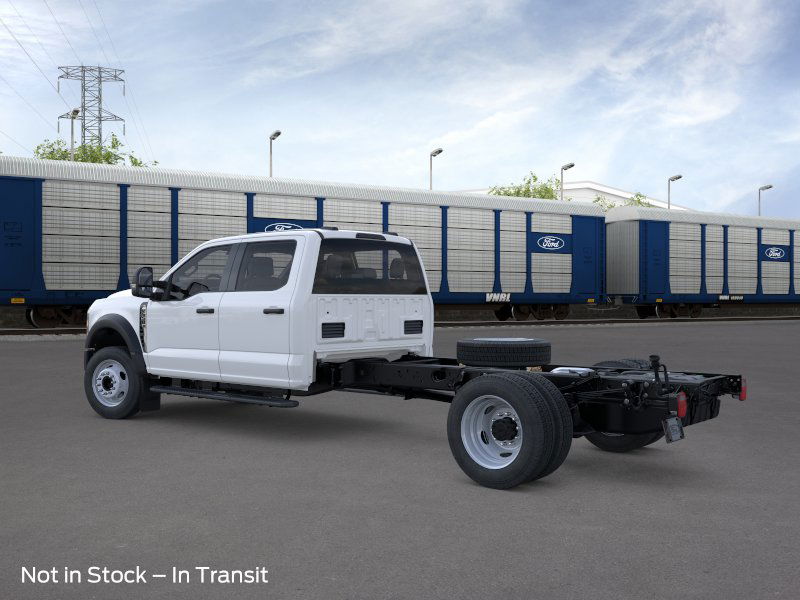 2026 Ford F-550 photo 2