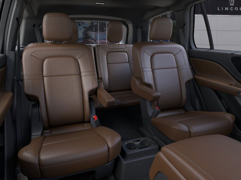 Thumbnail: 2026 Lincoln Aviator - 34