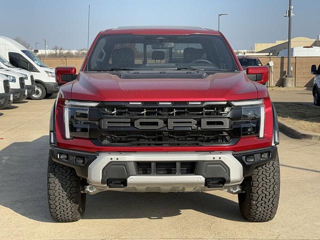 2025 Ford F-150 Raptor - Photo 38