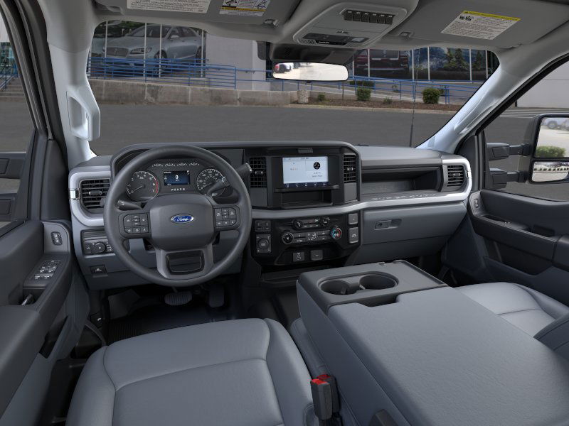 Thumbnail: 2025 Ford Econoline - 18