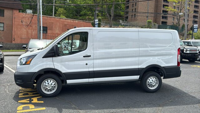 2025 Ford Transit Van Base - Photo 28