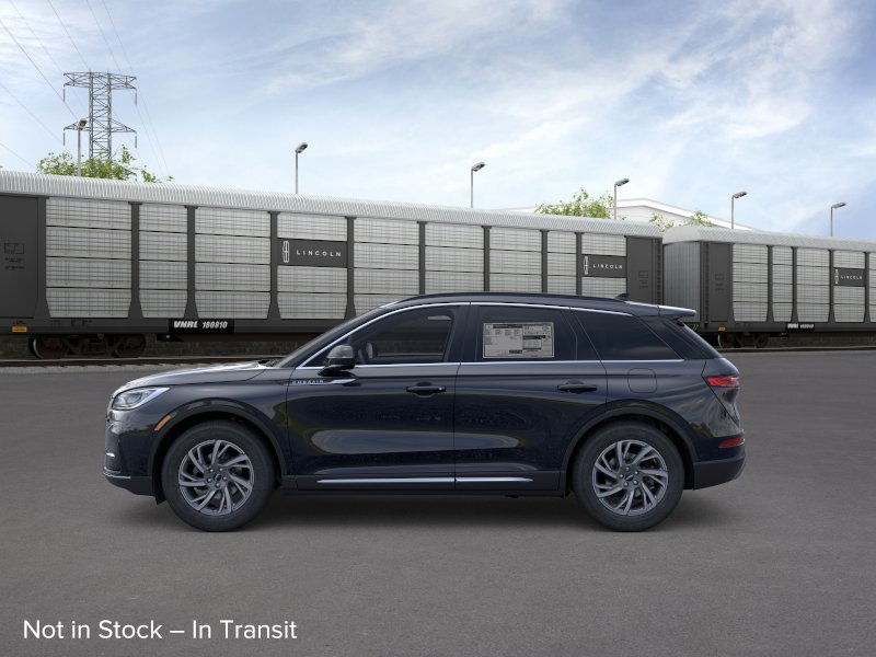2025 Lincoln Corsair Premiere photo 3
