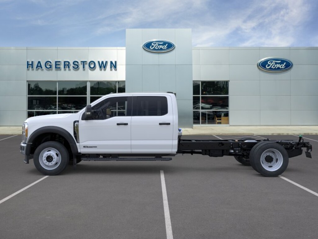 New 2026 Ford F-450 Chassis XL Truck Crew Cab