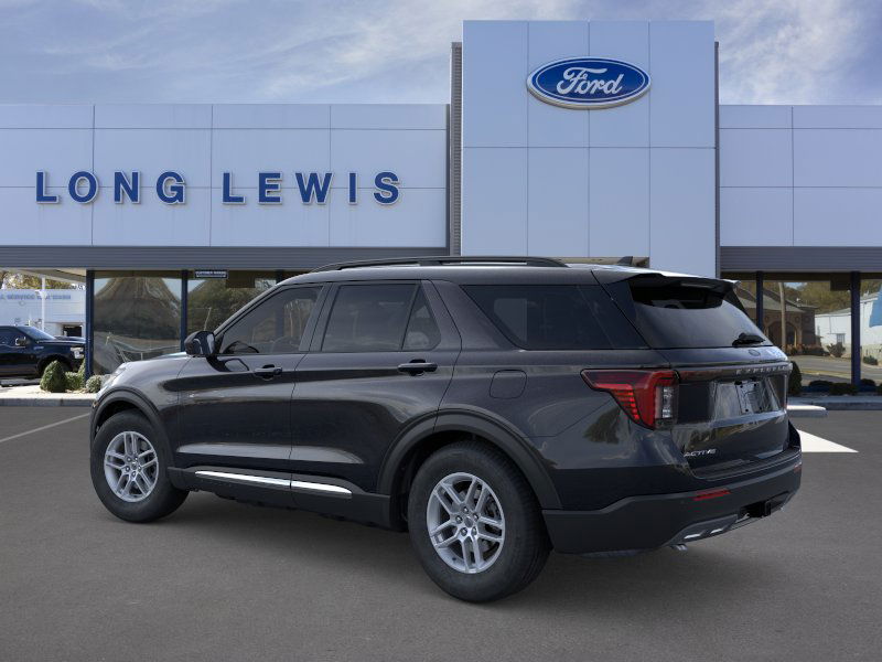 2025 Ford Explorer photo 3