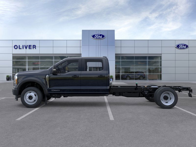 2025 Ford F-550 XL photo 3
