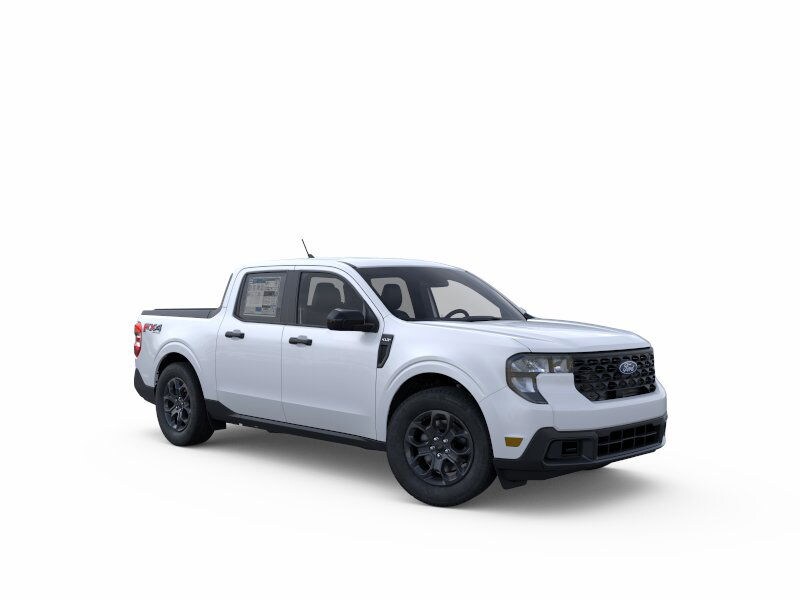 2025 Ford Maverick XLT photo 2