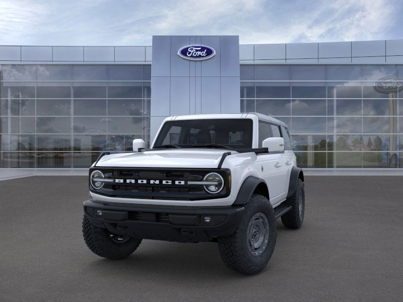 2024 Ford Bronco Outer Banks photo 2