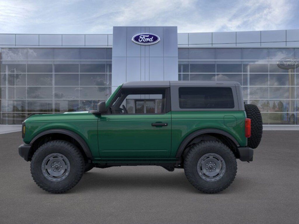 New 2025 Ford Bronco Base SUV