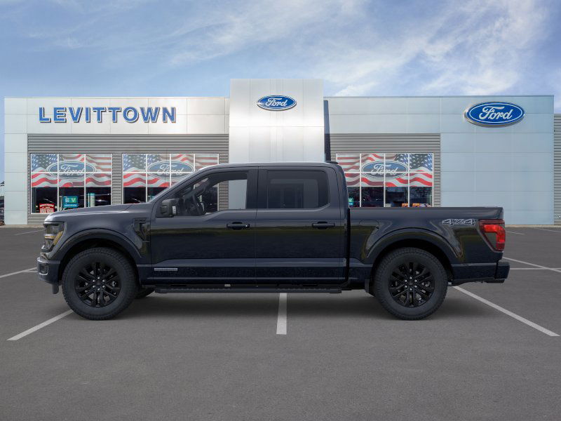 2025 Ford F-150 XLT photo 3