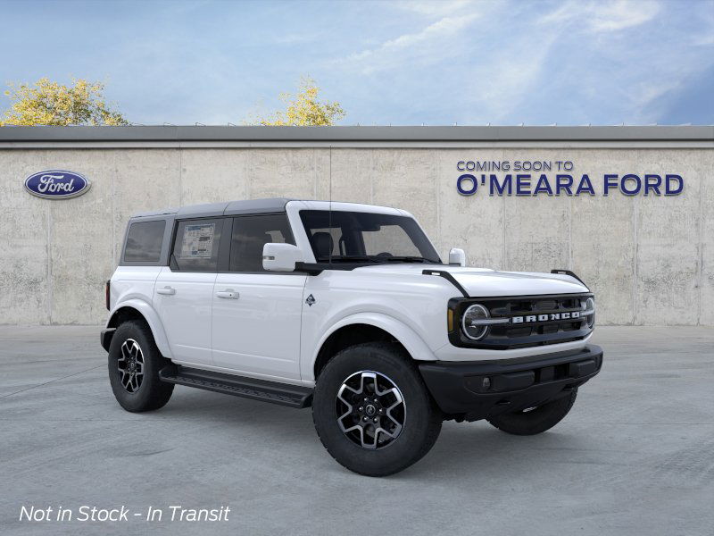 2025 Ford Bronco Outer Banks photo 2