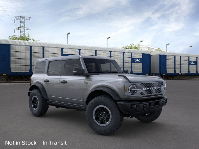 2025 Ford Bronco Badlands photo 2