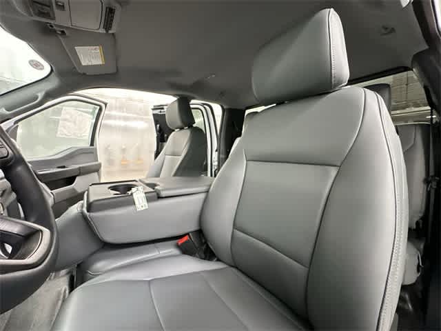 Thumbnail: 2025 Ford Econoline - 39