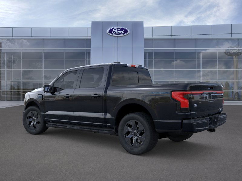 2025 Ford F-150 Lightning Lariat photo 3