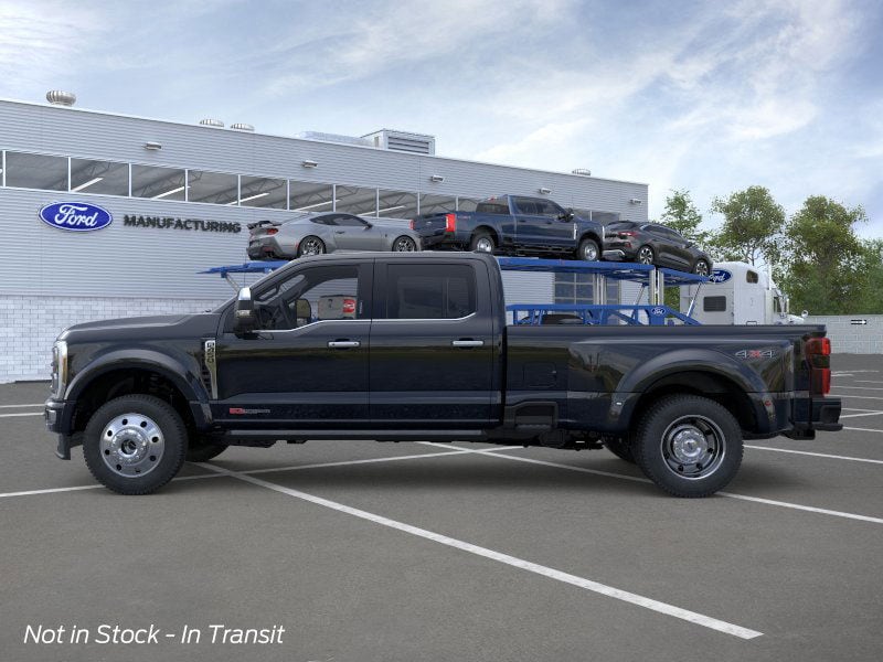 2026 Ford F-450 Platinum photo 3