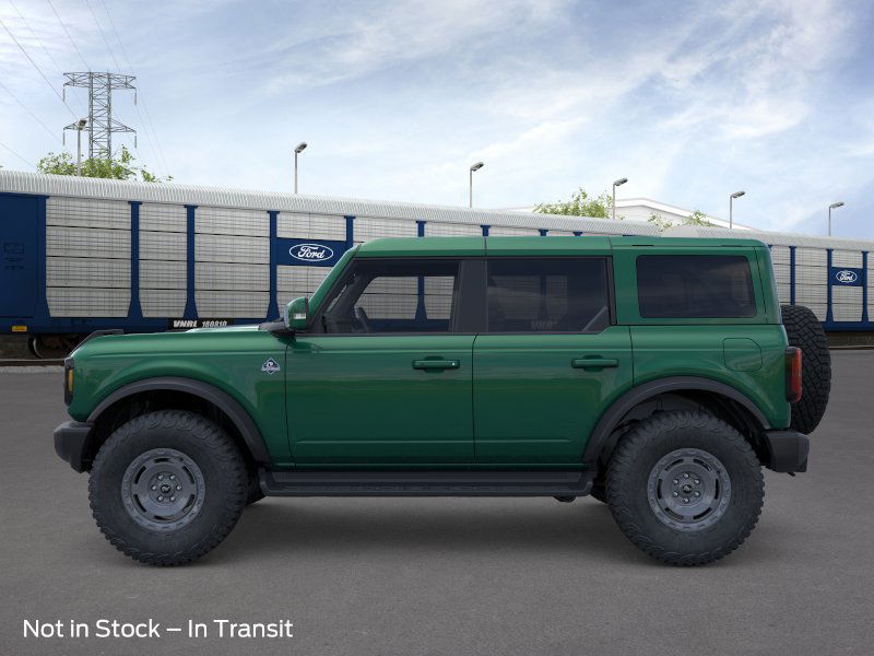 2025 Ford Bronco Outer Banks photo 3