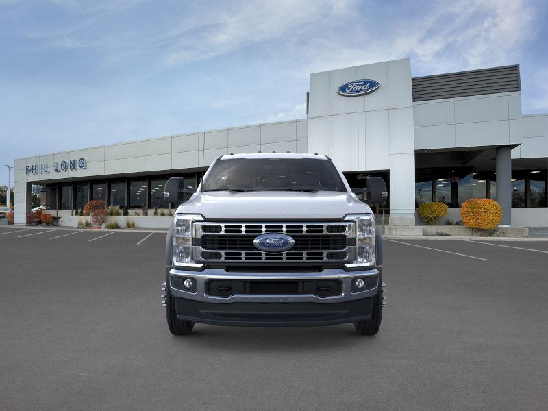 2025 Ford F-550 Super Duty Chassis Cab XL - Photo 42
